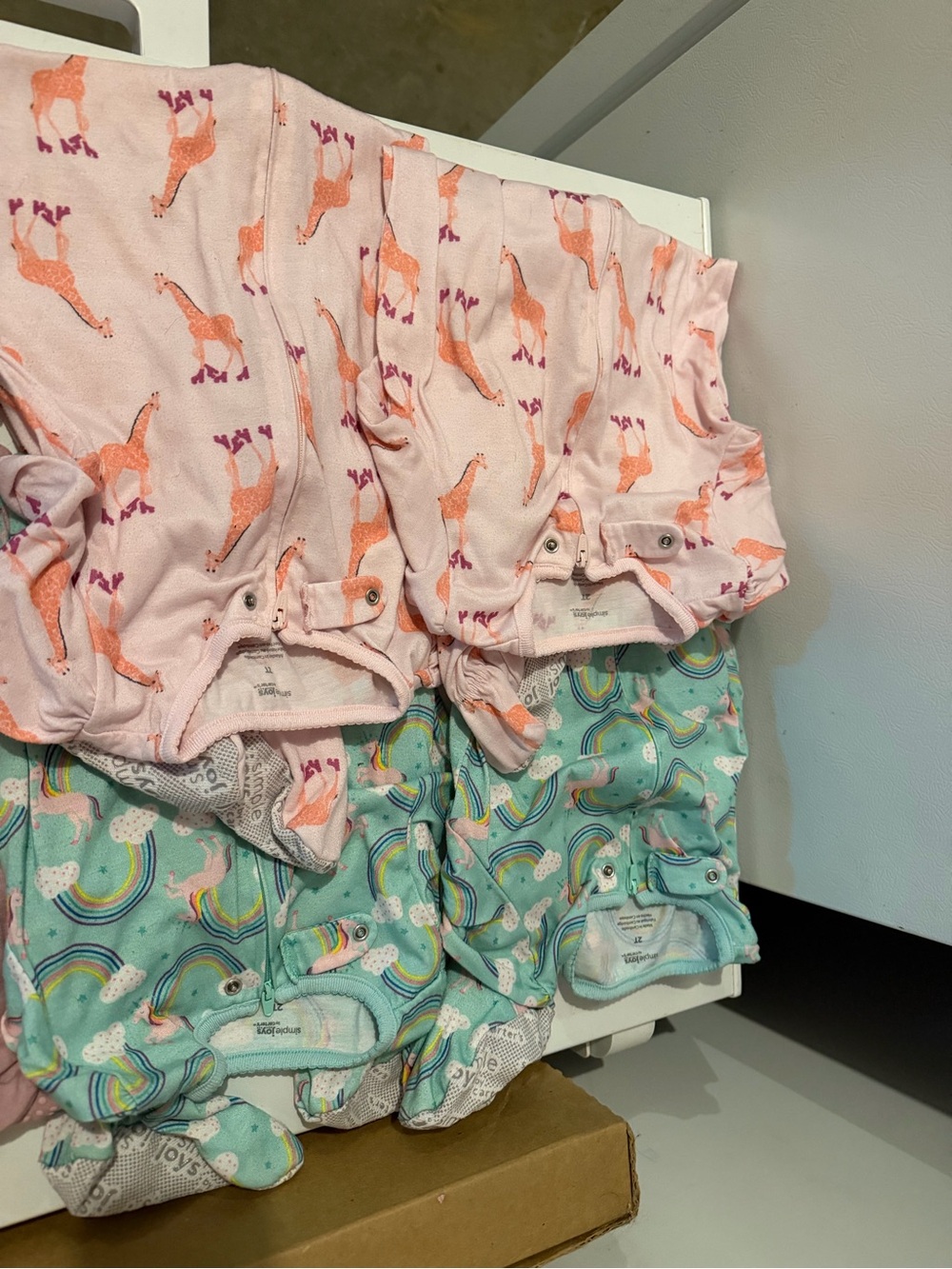 Giraffe & Rainbow Baby Rompers - Pink and Mint Set
